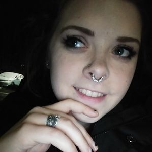 Meet your Posher, Ashlee